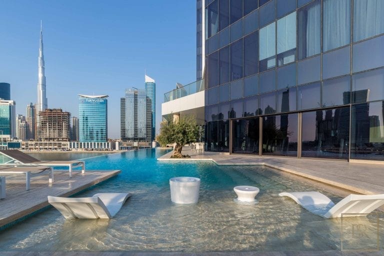 Luxury Penthouse Panoramic View overlooks the Dubai Canal and the Skyline, 5 bedrooms in Business Bay - Dubai Used for sale For Super Rich
