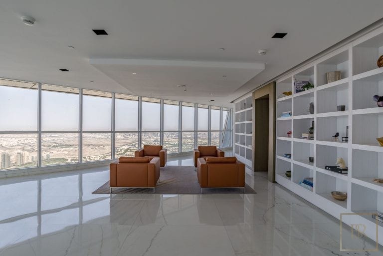 Luxury Penthouse Marina 23 Tower 360-degree views, 5 bedrooms in Dubai buy for sale For Super Rich