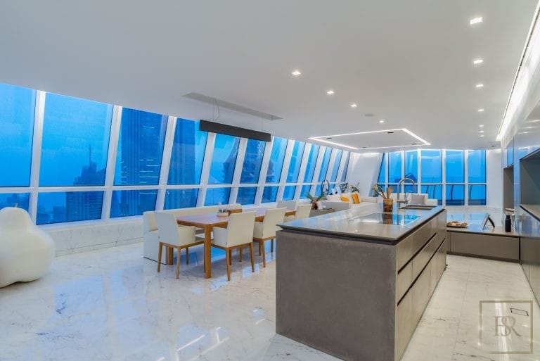 Luxury Penthouse Marina 23 Tower 360-degree views, 5 bedrooms in Dubai deal for sale For Super Rich