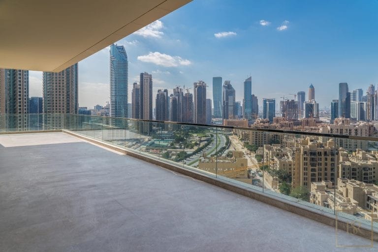 Luxury Penthouse Panoramic View The 118 in Downtown, 6 bedrooms in Dubai for sale For Super Rich