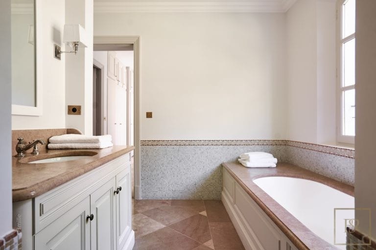 Luxury Villa Panoramic View 10mn to the Croisette, 8 bedrooms in Cannes luxury for sale For Super Rich