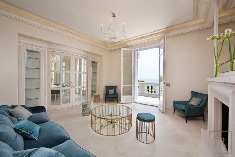 Belle Epoque Villa Panoramic View hammam, sauna & home cinema, 6 bedrooms in Cap D'ail - French Riviera 9327 for sale For Super Rich