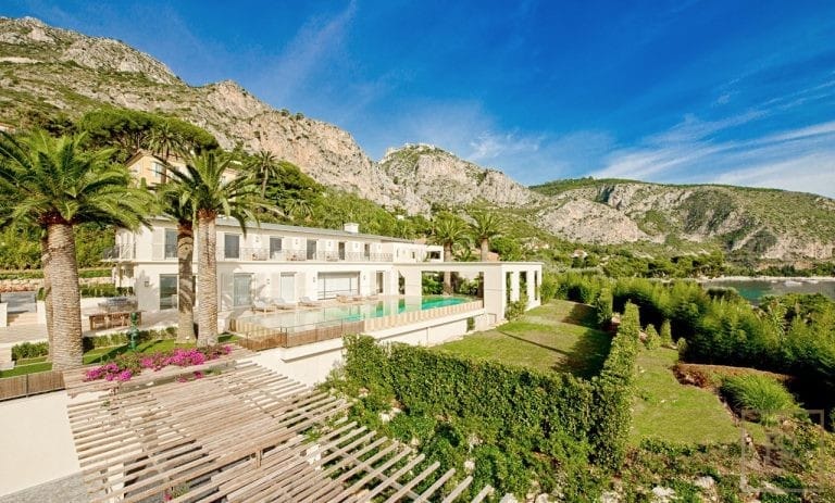 Luxury Villa Sea View 2 swimming pools, tennis court, 11 bedrooms in Eze for sale For Super Rich