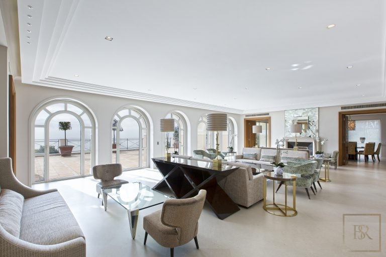 Elegant Villa Panoramic View huge swimmng pool and nearly 800 sqm of terraces, 9 bedrooms in Cannes best rental For Super Rich