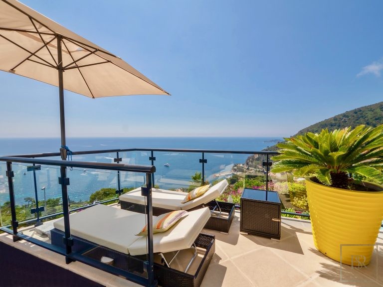 Design Villa Spectacular panoramic sea view swimming pool with tropical garden, 4 bedrooms in Eze available for sale For Super Rich