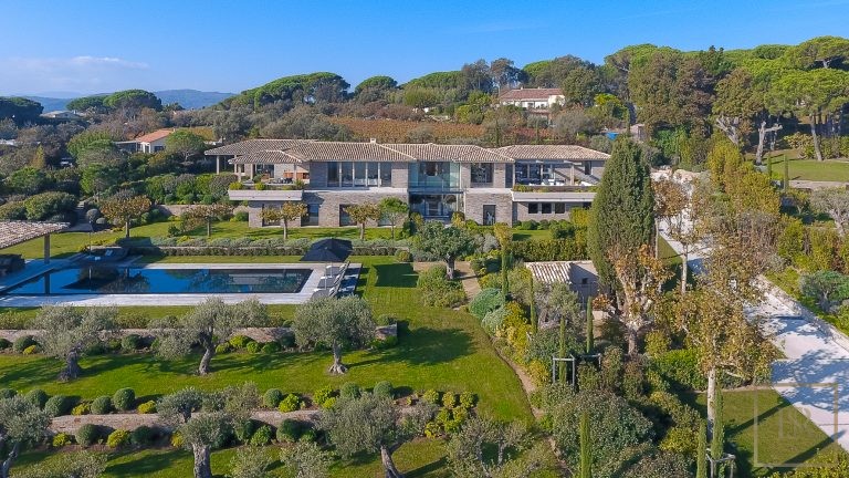 Modern Villa Panoramic View Overlooking Canebiers Bay, petanque court, 19m heated infinity swimming pool, 9 bedrooms in Saint Tropez rental For Super Rich