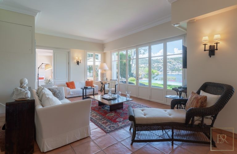 Luxury Villa direct access to the sea nice pool with sea view, 5 bedrooms in St Jean Cap Ferrat vacation rental For Super Rich