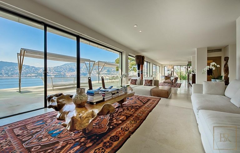 Contemporary Villa Exceptional panoramic sea views west side, 5 bedrooms in St Jean Cap Ferrat Classified ads rental For Super Rich