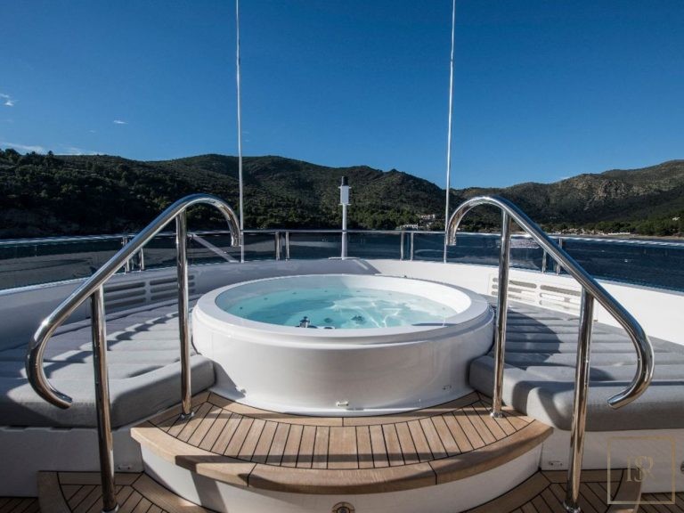 Sunseeker BERCO VOYAGER 40 Meters classified ads charter rental For Super Rich