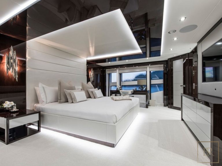 Sunseeker BERCO VOYAGER 40 Meters luxury charter rental For Super Rich