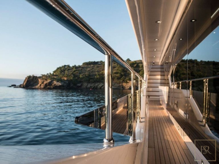 Sunseeker BERCO VOYAGER 40 Meters VIP charter rental For Super Rich