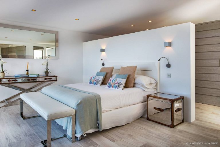 Luxury Villa Avenstar hillside of Camaruche with exceptional views of the sea, 5 bedrooms in Lorient - St Barth available rental For Super Rich