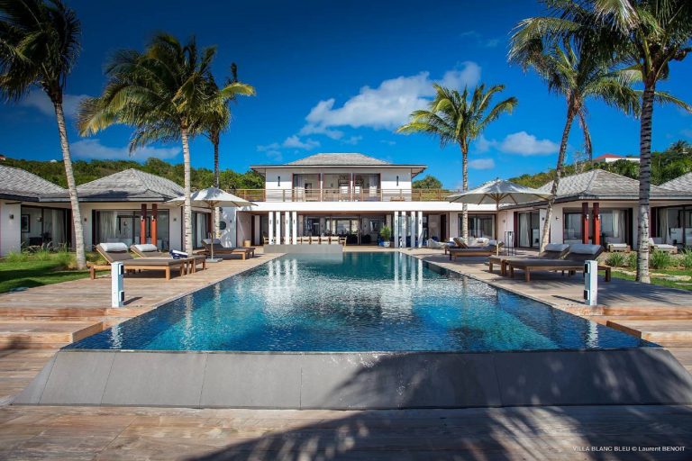 Luxury Villa Maison Blanc Bleu heated swimming pool and a bubble pool, 6 bedrooms in Gouverneur - St Barth rental For Super Rich