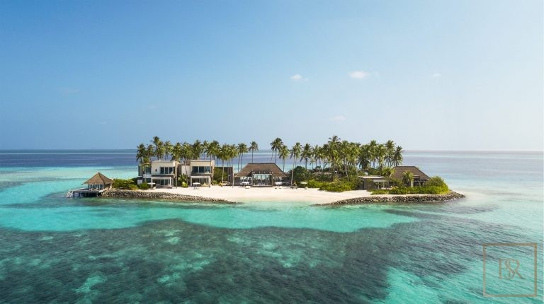 Luxury Private island Cheval Blanc breathtaking haven, 5 bedrooms in Randheli rental For Super Rich