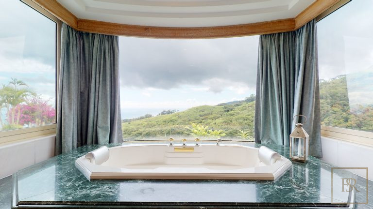 Premium Villa Panoramic View Edge of the cliff, 6 bedrooms in Tahiti photo for sale For Super Rich