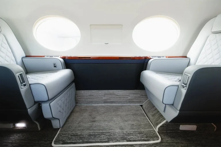 2007 Gulfstream  G450 aircraft for sale For Super Rich