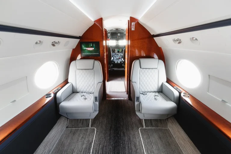 2007 Gulfstream  G450 private jets for sale For Super Rich