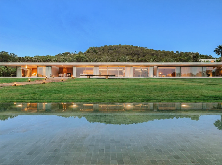 Premium Villa Sea view Jacuzzi, Tennis court, 12 bedrooms in Sant Jordi de ses Salines - Ibiza for sale For Super Rich