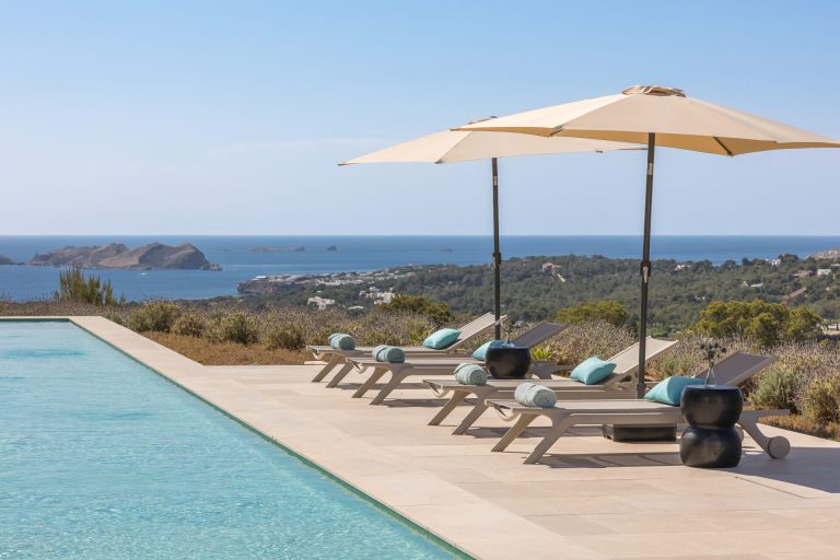 Premium Villa Incredible sea view, hudge swimming pool, 6 bedrooms in Ibiza for sale For Super Rich