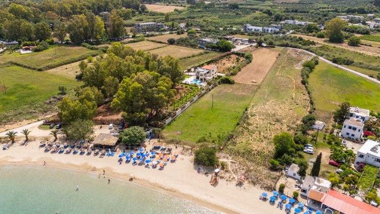 Luxury Villa Beach Front Mountain View, 5 bedrooms in Georgioupolis Apokoronas Chania Crete for sale For Super Rich