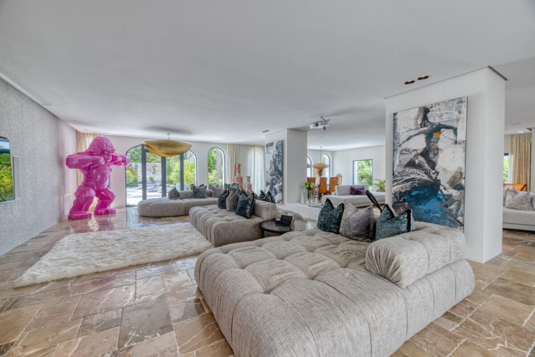 Premium Villa Panoramic View Golf View, 11 bedrooms in Santa Ponsa - Mallorca available for sale For Super Rich