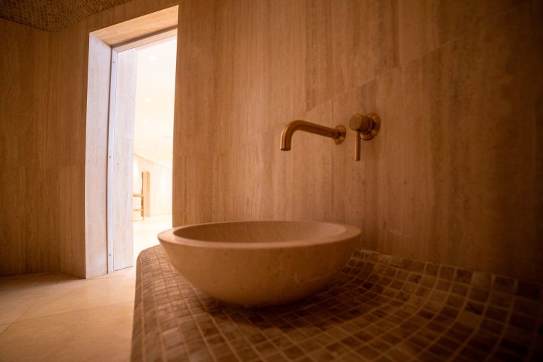 Luxury Penthouse Beach Front FIRST LINE of the sea, 4 bedrooms in Limassol Classified ads for sale For Super Rich