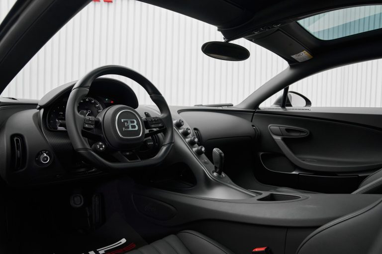 2021 Bugatti Chiron Automatic for sale For Super Rich