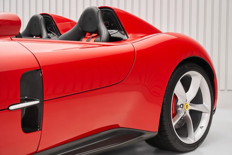 2021 Ferrari Monza SP2 luxury for sale For Super Rich
