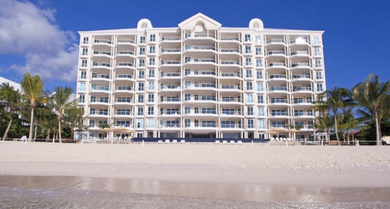 Luxury Apartment Beach Front, 4 bedrooms in Seven Mile Beach ads for sale For Super Rich