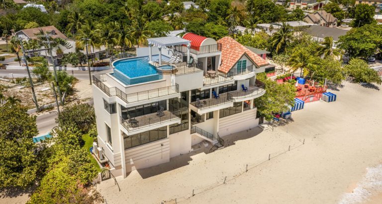 Luxury Villa Beach Front Caribbean Sea views, 5 bedrooms in Seven Mile Beach 420827 for sale For Super Rich