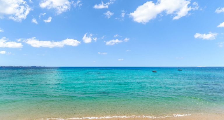 Luxury Villa Beach Front Caribbean Sea views, 5 bedrooms in Seven Mile Beach available for sale For Super Rich