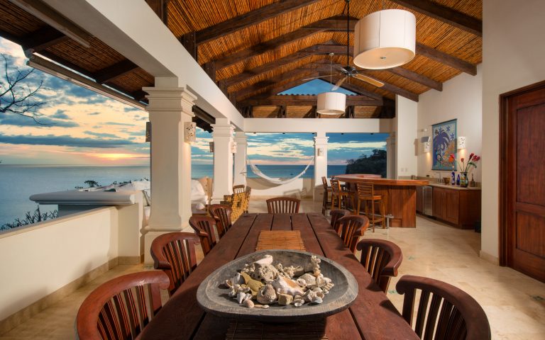Luxury Villa La Sata beachfront, 8 bedrooms in Flamingo for sale For Super Rich