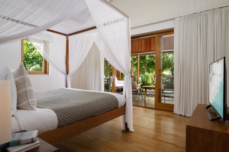 Luxury Villa Beach Front Lucky House, 3 bedrooms in Parrot Cay real estate for sale For Super Rich
