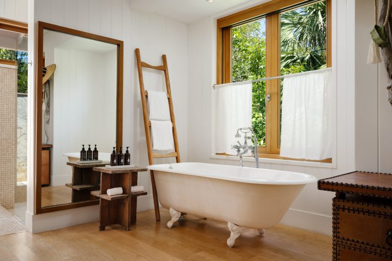 Luxury Villa Beach Front Lucky House, 3 bedrooms in Parrot Cay expensive for sale For Super Rich