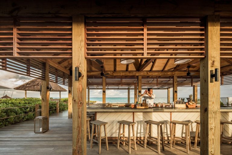 Luxury Villa Beach Front Lucky House, 3 bedrooms in Parrot Cay prix for sale For Super Rich