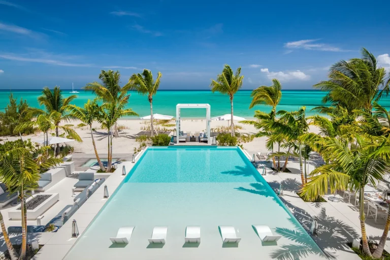 Architectural Villa Sea View 50 PRINCE OF WALES DRIVE, 7 bedrooms in Leeward - Providenciales buy for sale For Super Rich