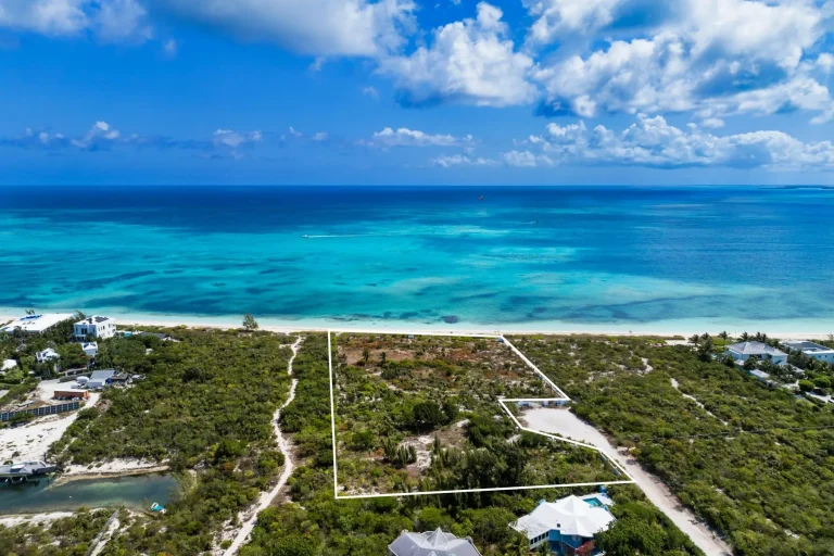 Luxury Land/Plots Beach Front, ---- bedrooms in Grace Bay Turtle Cove - Providenciales LVYGN6 for sale For Super Rich