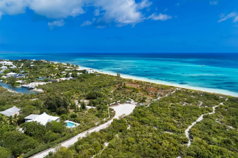 Luxury Land/Plots Beach Front, ---- bedrooms in Grace Bay Turtle Cove - Providenciales unique for sale For Super Rich