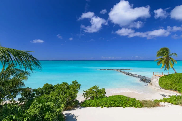 High-end Villa Beach Front 2 Beach Enclave, 7 bedrooms in Grace Bay - Providenciales best for sale For Super Rich