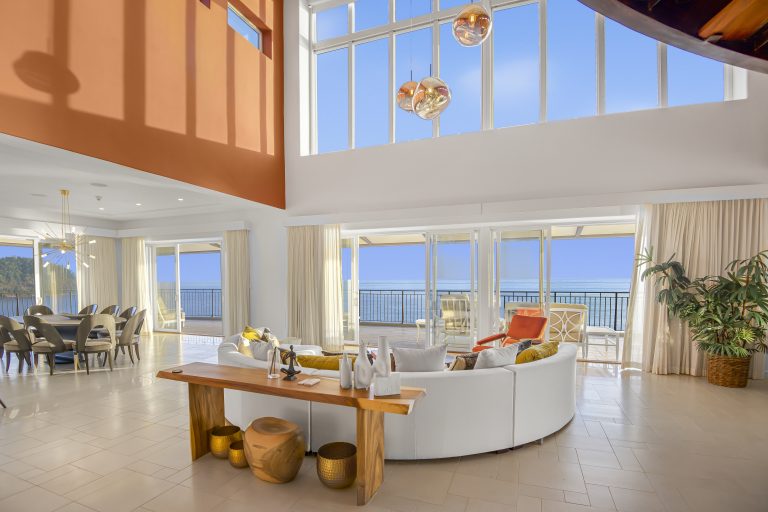 Luxury Penthouse Beach Front Panoramic View, 6 bedrooms in Jaco for sale For Super Rich