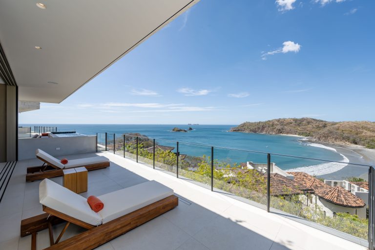 Luxury Villa Panoramic View, 5 bedrooms in Las Catalinas - Guanacaste for sale For Super Rich