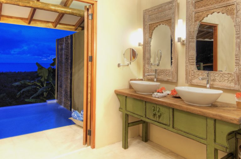 Luxury Hotel Panoramic View, 10 Private Villas bedrooms in Mal Pais available for sale For Super Rich