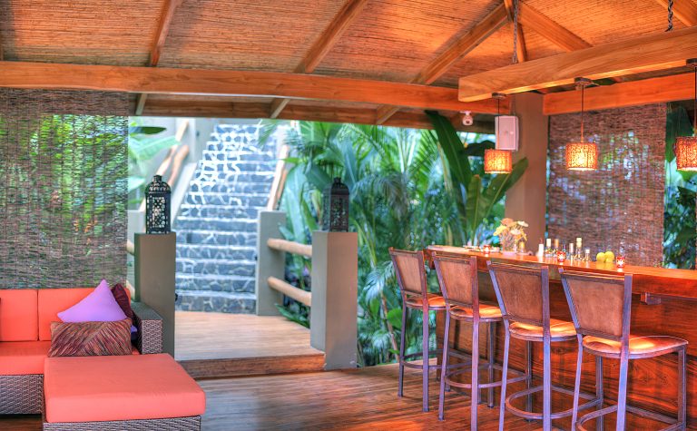 Luxury Hotel Panoramic View, 10 Private Villas bedrooms in Mal Pais buy for sale For Super Rich