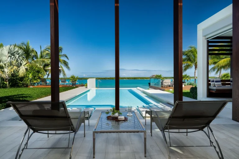 Luxury Villa Blue Cay Beach Estate 2 Beachfront, 6 bedrooms in Leeward - Providenciales LWJ84R for sale For Super Rich