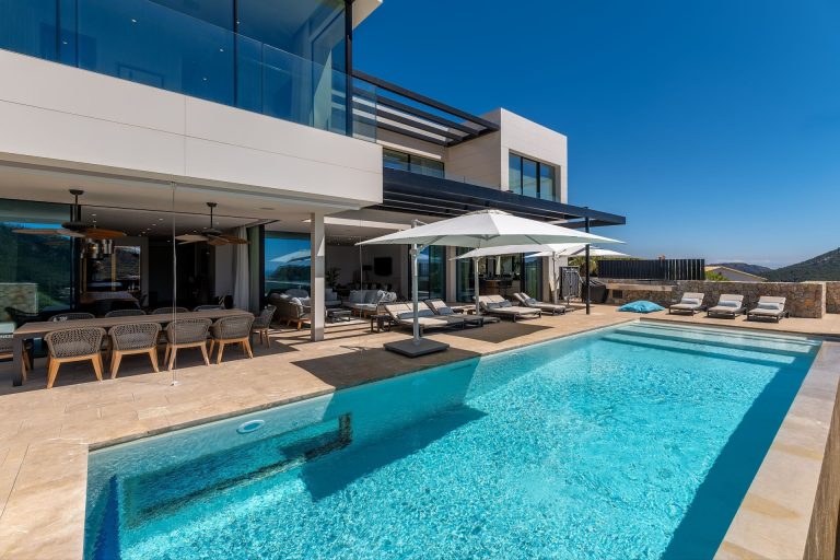 Luxury Villa Panoramic View Sea View, 12 bedrooms in Mallorca expensive for sale For Super Rich