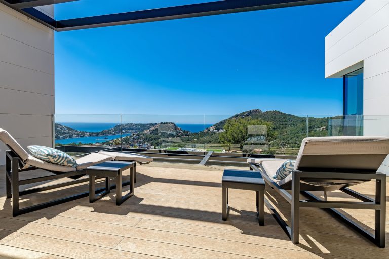 Luxury Villa Panoramic View Sea View, 12 bedrooms in Mallorca best for sale For Super Rich