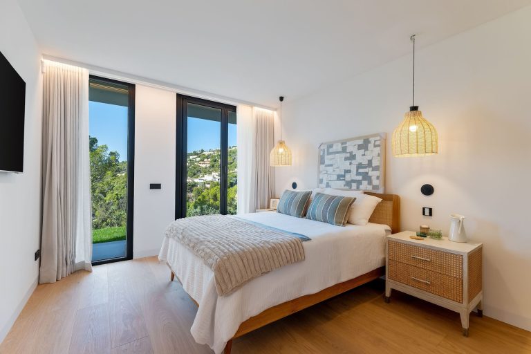 Luxury Villa Panoramic View Sea View, 12 bedrooms in Mallorca price for sale For Super Rich