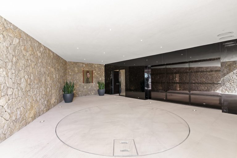 Luxury Villa Panoramic View Sea View, 6 bedrooms in Mallorca 1694 for sale For Super Rich