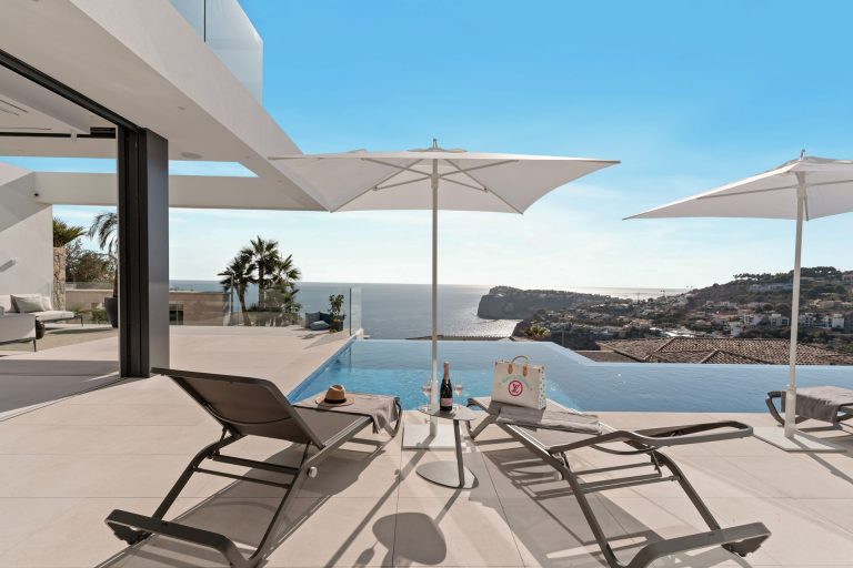 Luxury Villa Panoramic View Sea View, 6 bedrooms in Mallorca price for sale For Super Rich