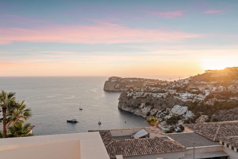 Luxury Villa Panoramic View Sea View, 6 bedrooms in Mallorca real estate for sale For Super Rich